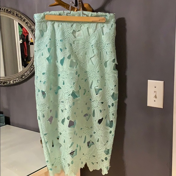 Mint green pencil skirt - Picture 2 of 6